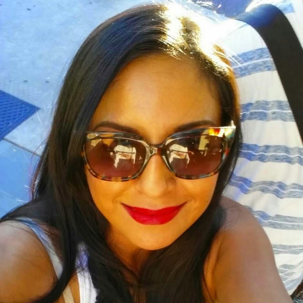 Meet your Posher, Monique