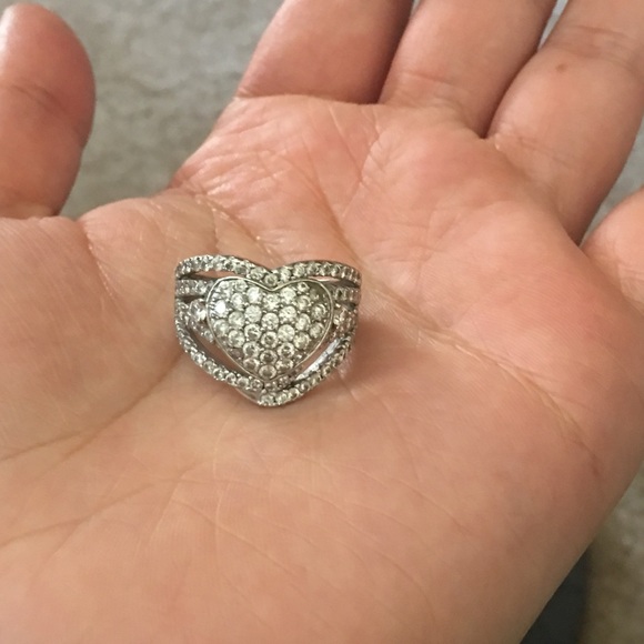 Diamond ring - Picture 3 of 3