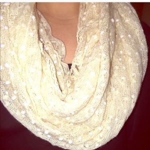 Winter scarf in perfect condition
