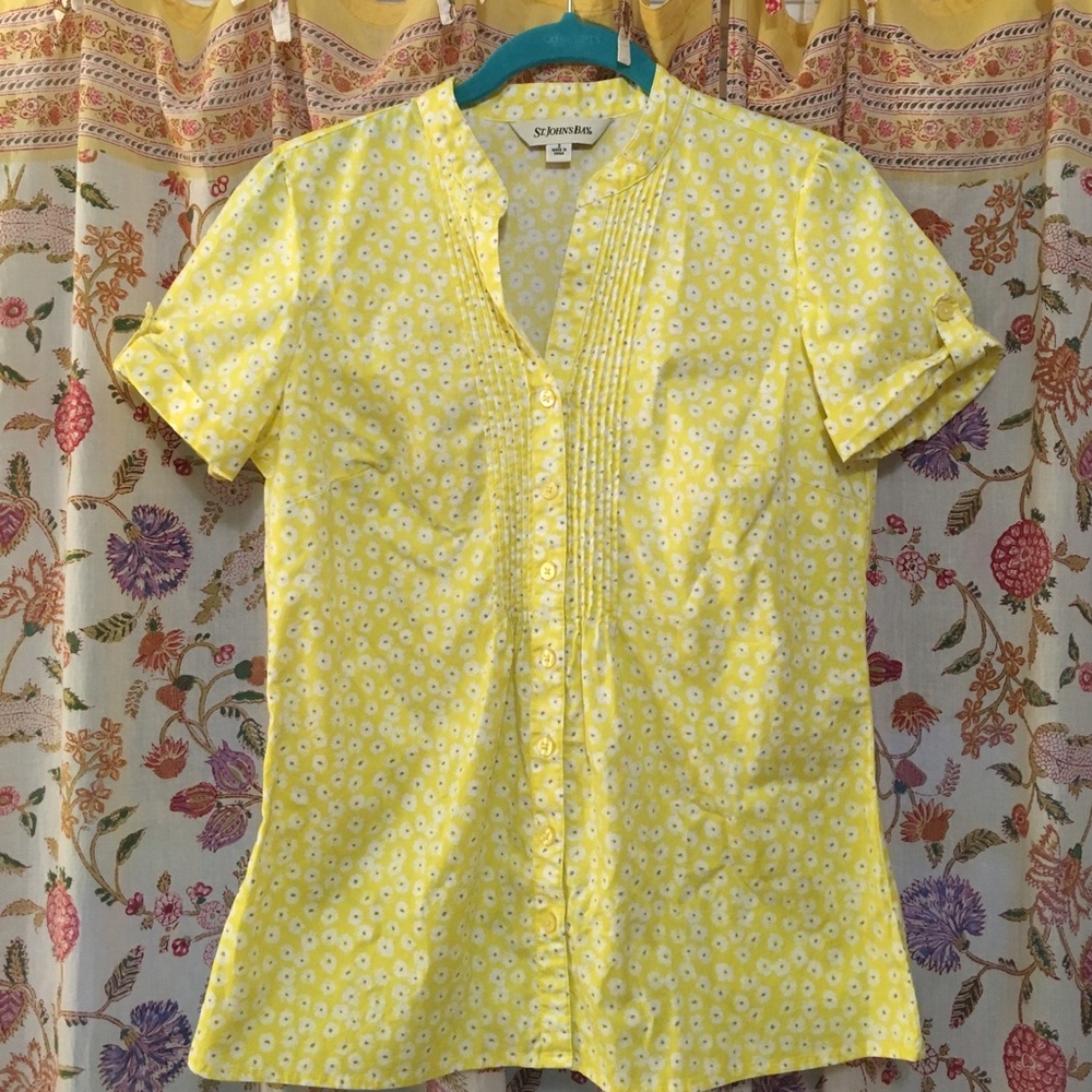 St. John's Bay yellow floral print blouse