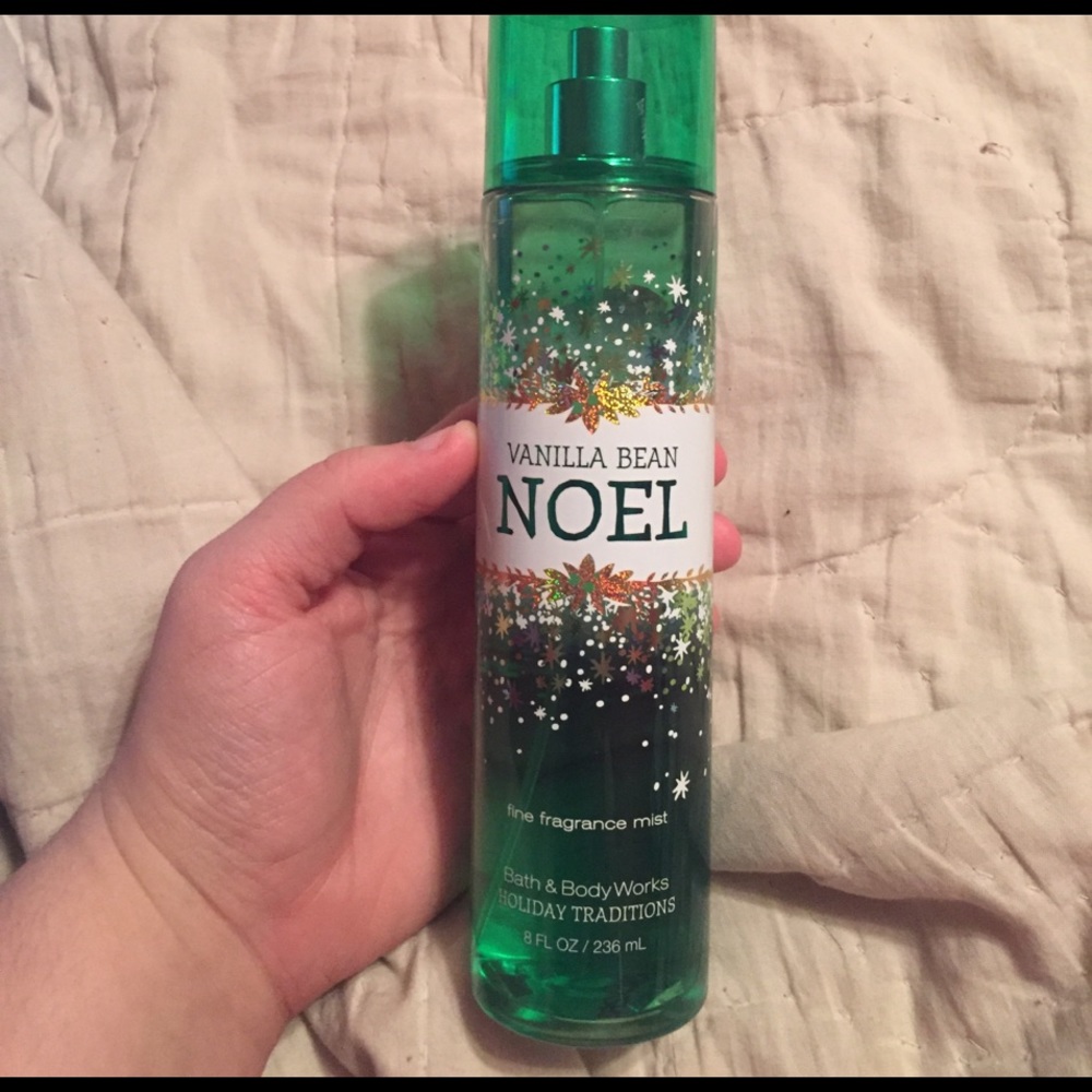 BBW vanilla bean Noel spray