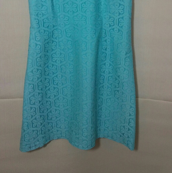 Lilly pulitzer dress. Sold out  
Size : 4 - small - Picture 4 of 6