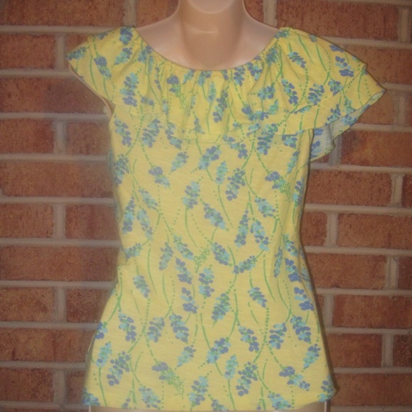 SOLD! Lilly Pulitzer Printed Slub Wynne Ruffle Top - Picture 3 of 5