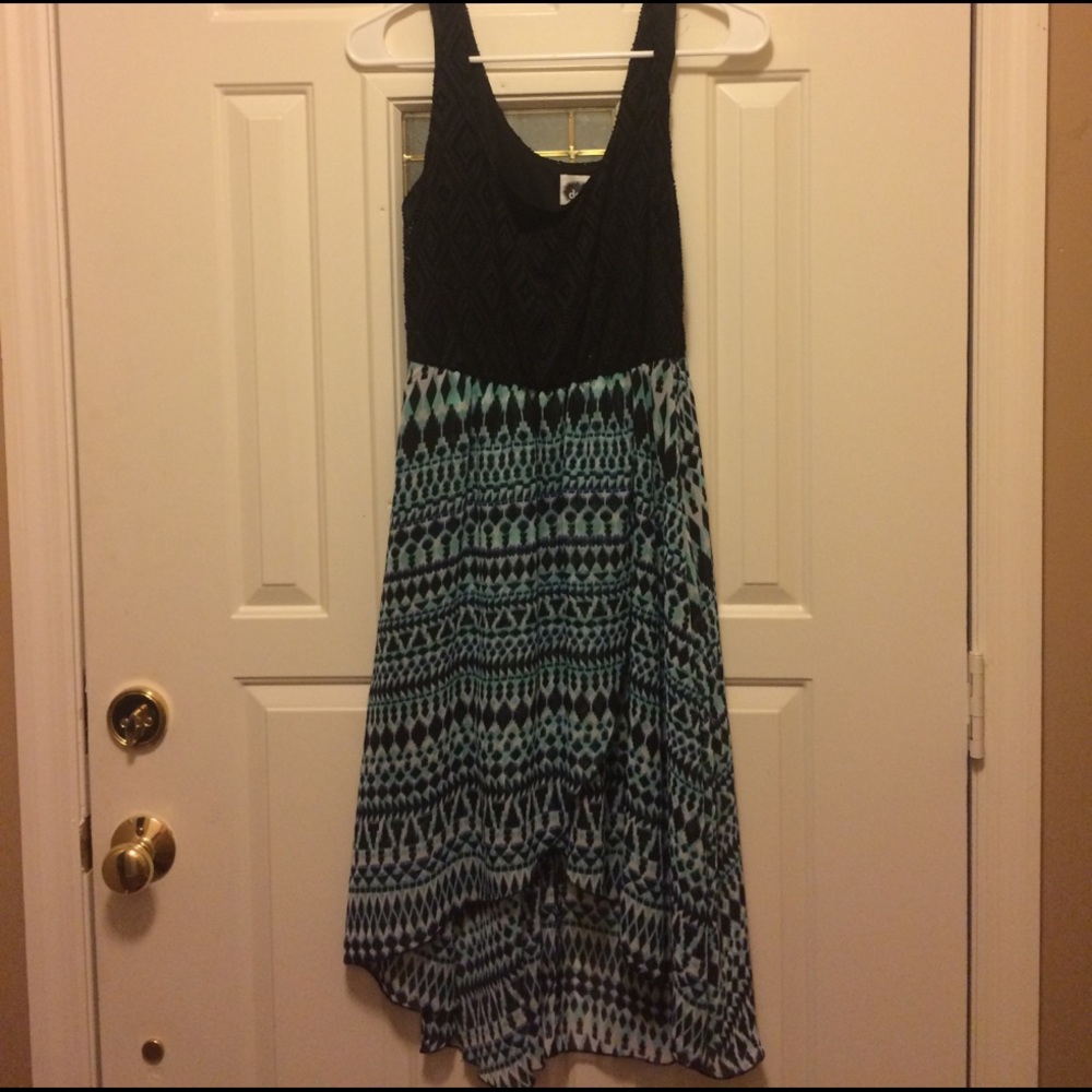 Sleeveless dress
