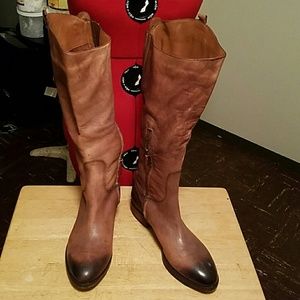 Leather boots by Arturochiang