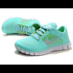 Nike Free Run 5.0 Turquoise Size 8