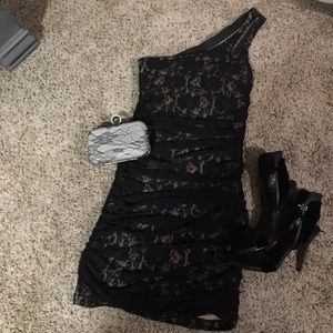 Asymmetrical fitted ruche lace dress....black