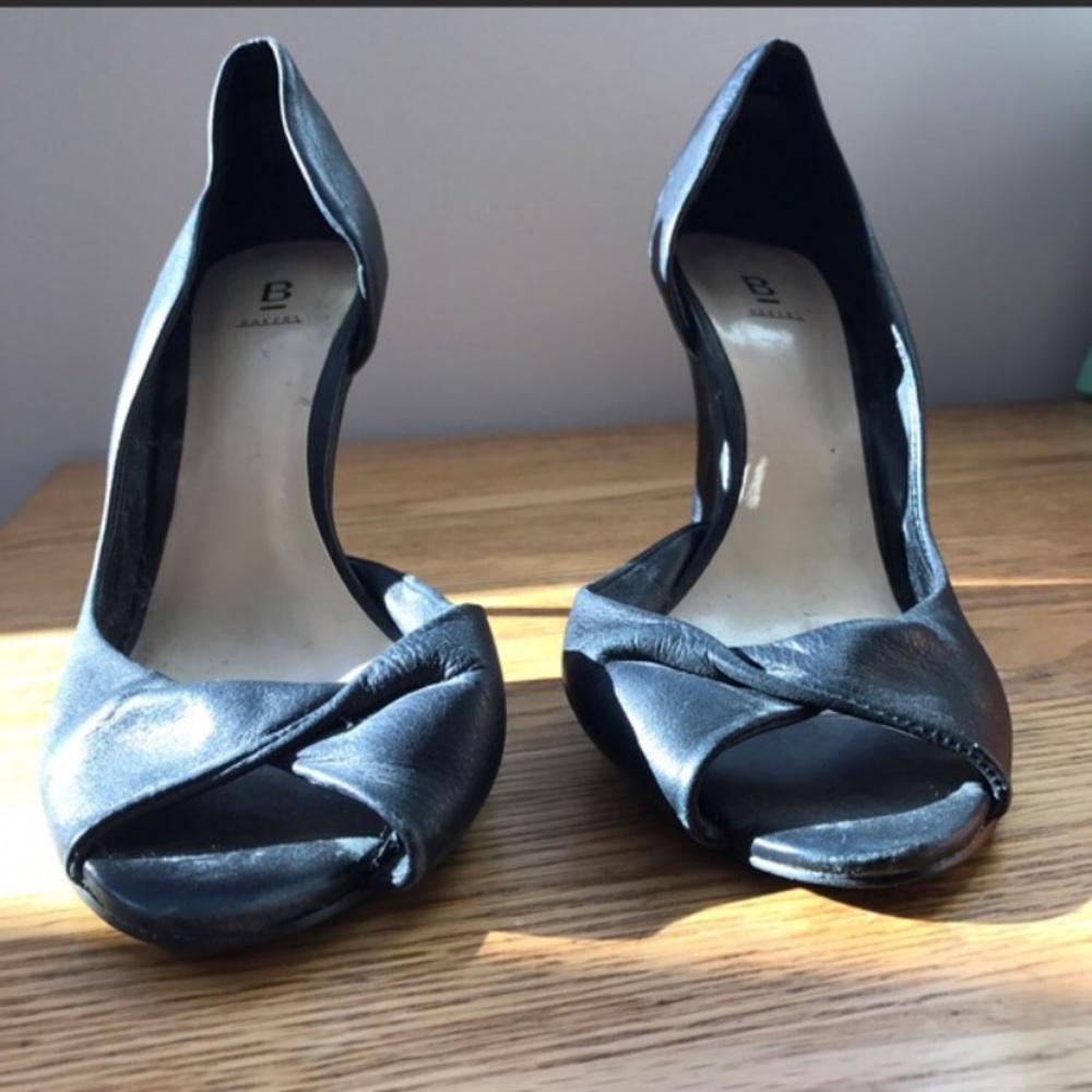 💞 SALE Peep Toe Heels