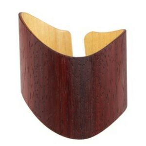 Wood vaneer cuff