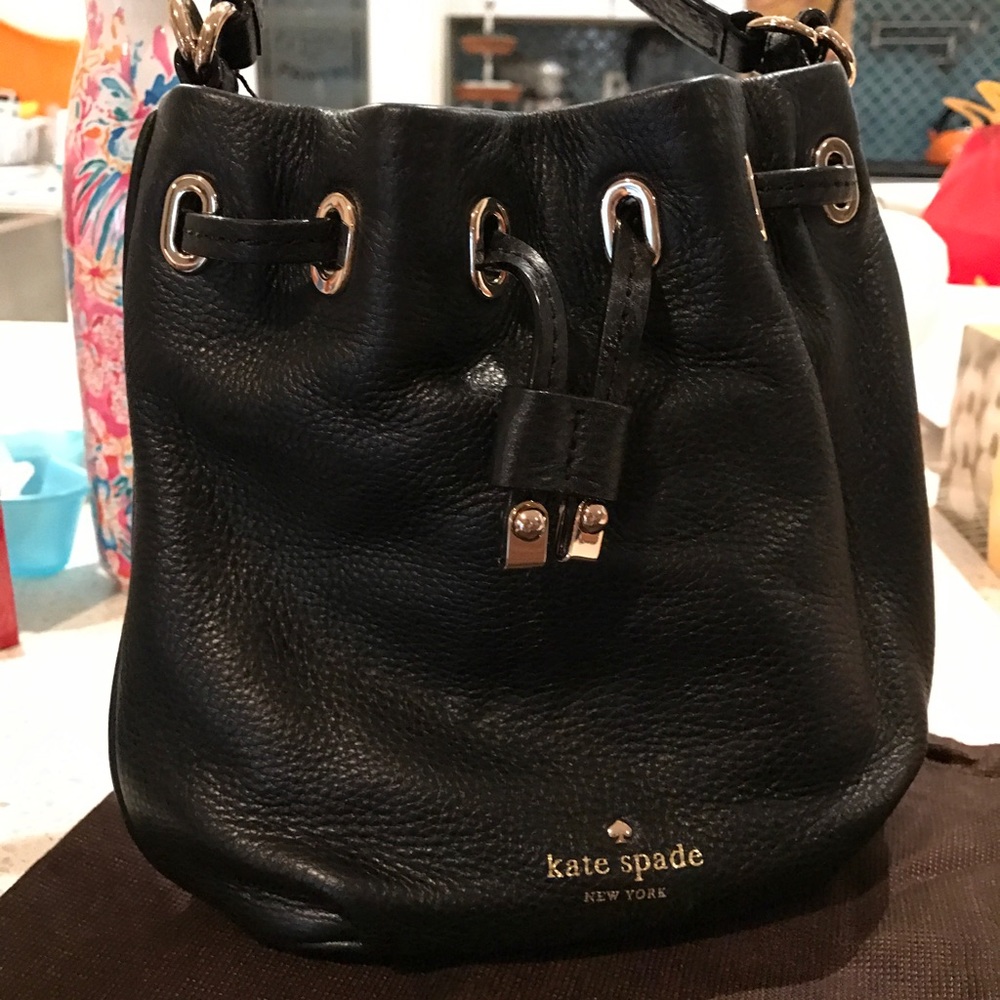 ❌SOLD❌ Authentic Mini Kate Spade - Picture 3 of 8