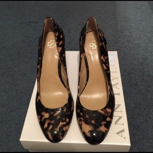 Ann Taylor Shara Gold Block Heel