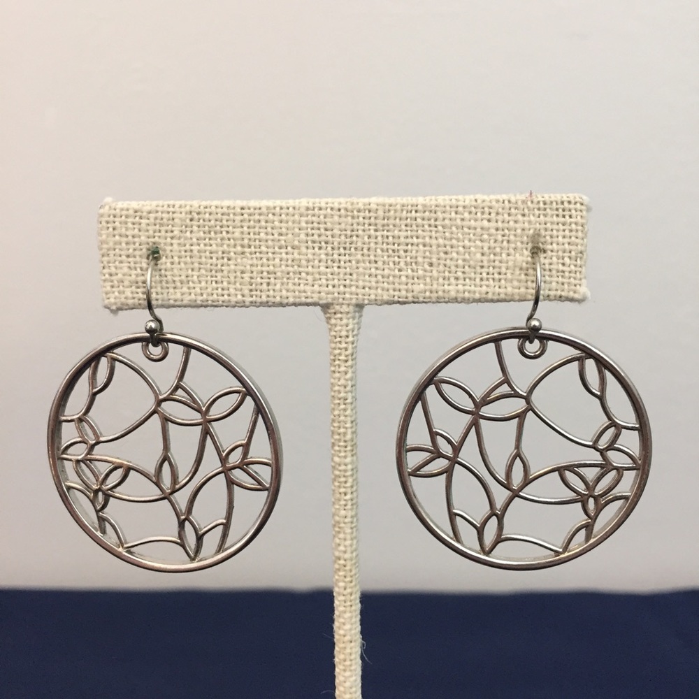 ❗️LAST CHANCE❗️Silver Circle Earrings