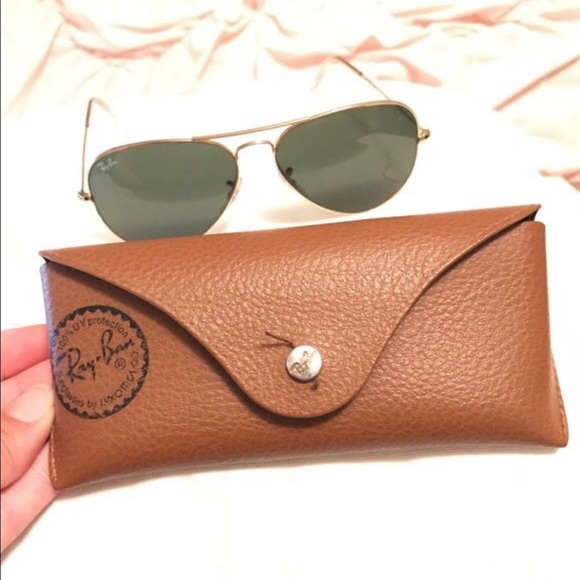 Ray Bans - Picture 1 of 3