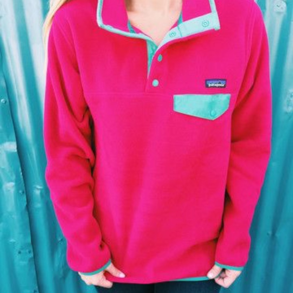 Patagonia classic pink pullover