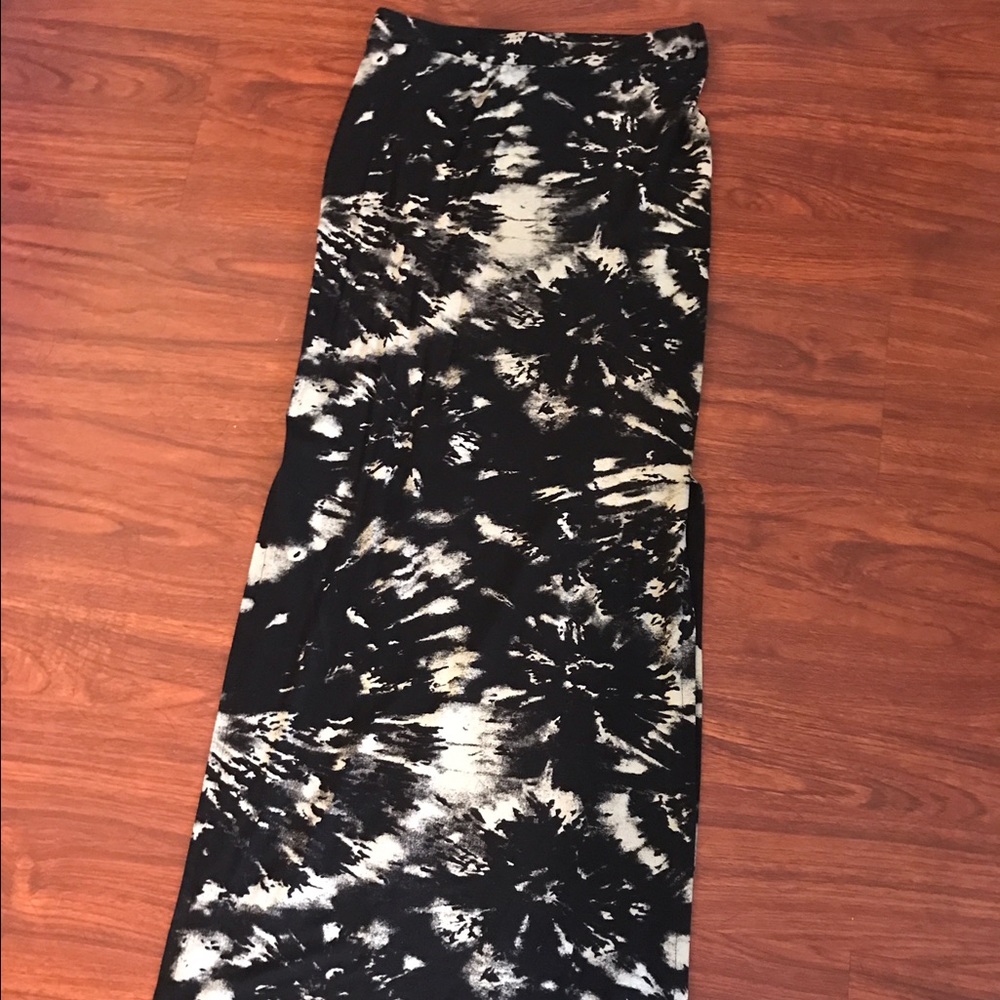 Tie dye maxi skirt with slit