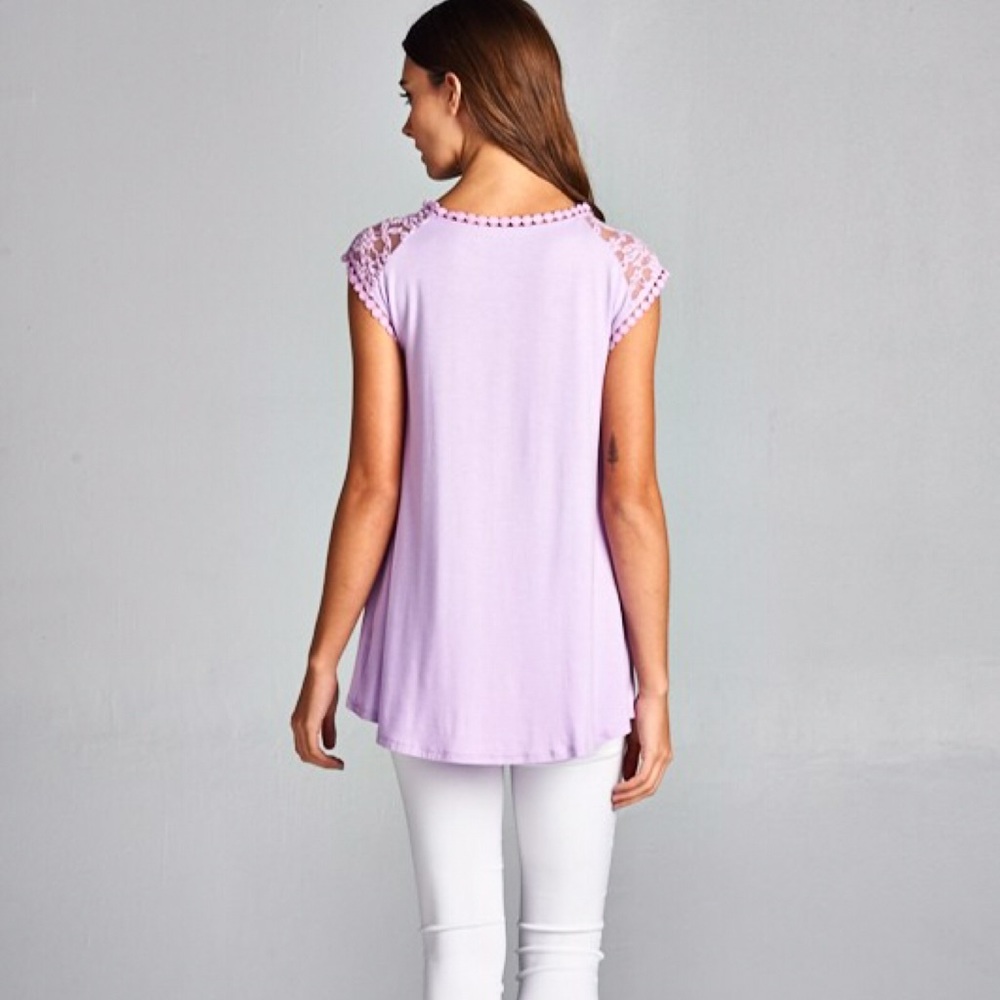 Lace Cap Sleeve Top - Picture 3 of 3