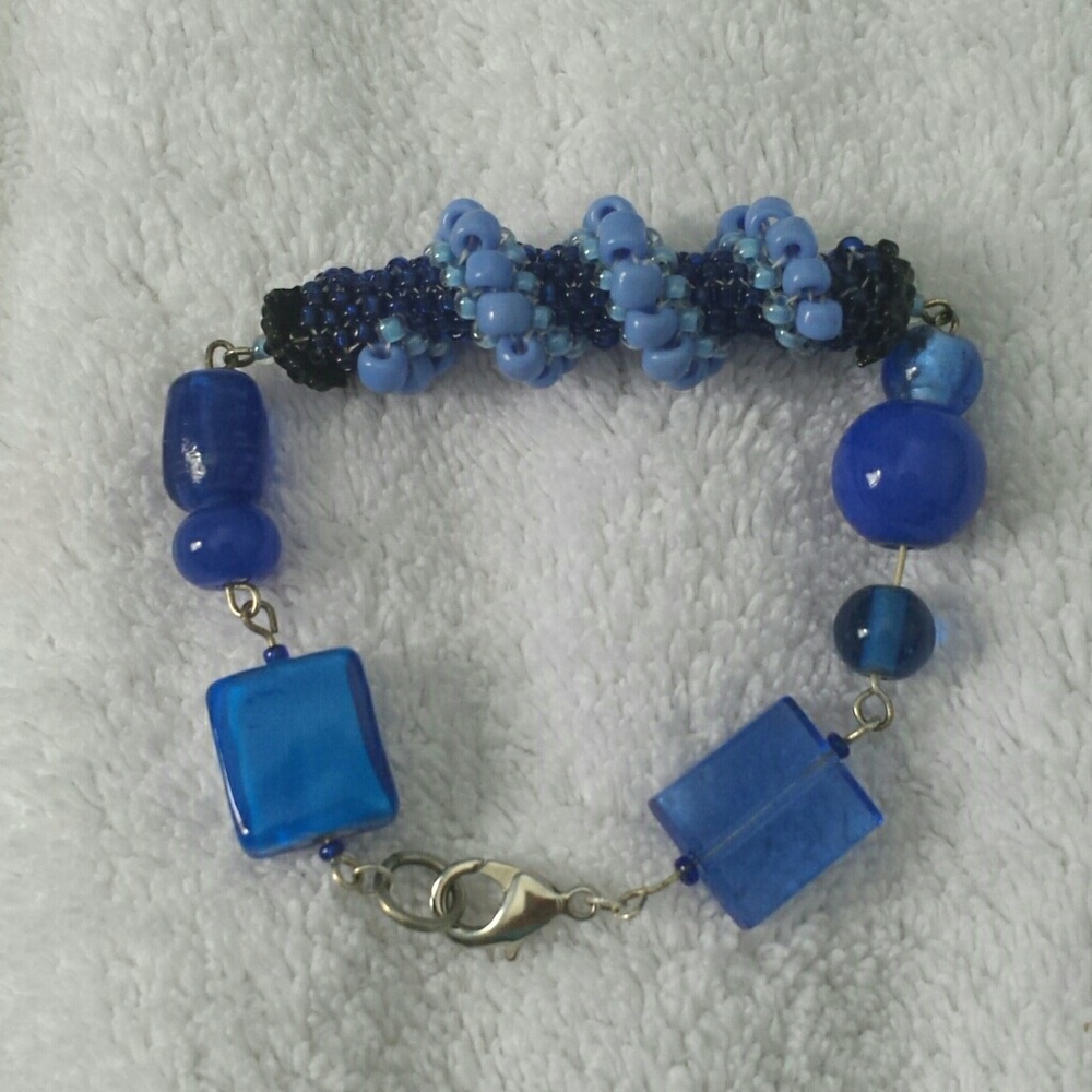 The Blueberry Collection - Picture 4 of 4