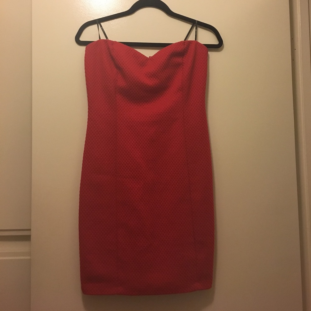 Strapless dress