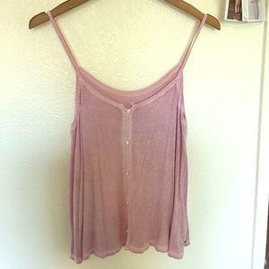 Button detail tank (M)
