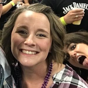 Meet your Posher, Carla