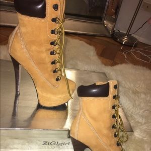 ZIGI NY CONSTRUCTION HEEL BOOTS