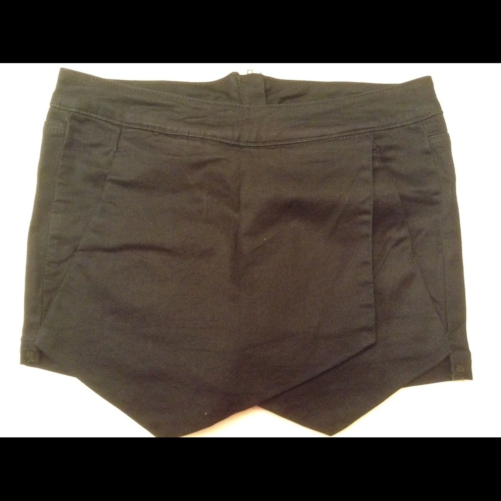 NWOT Wax Jeans skort