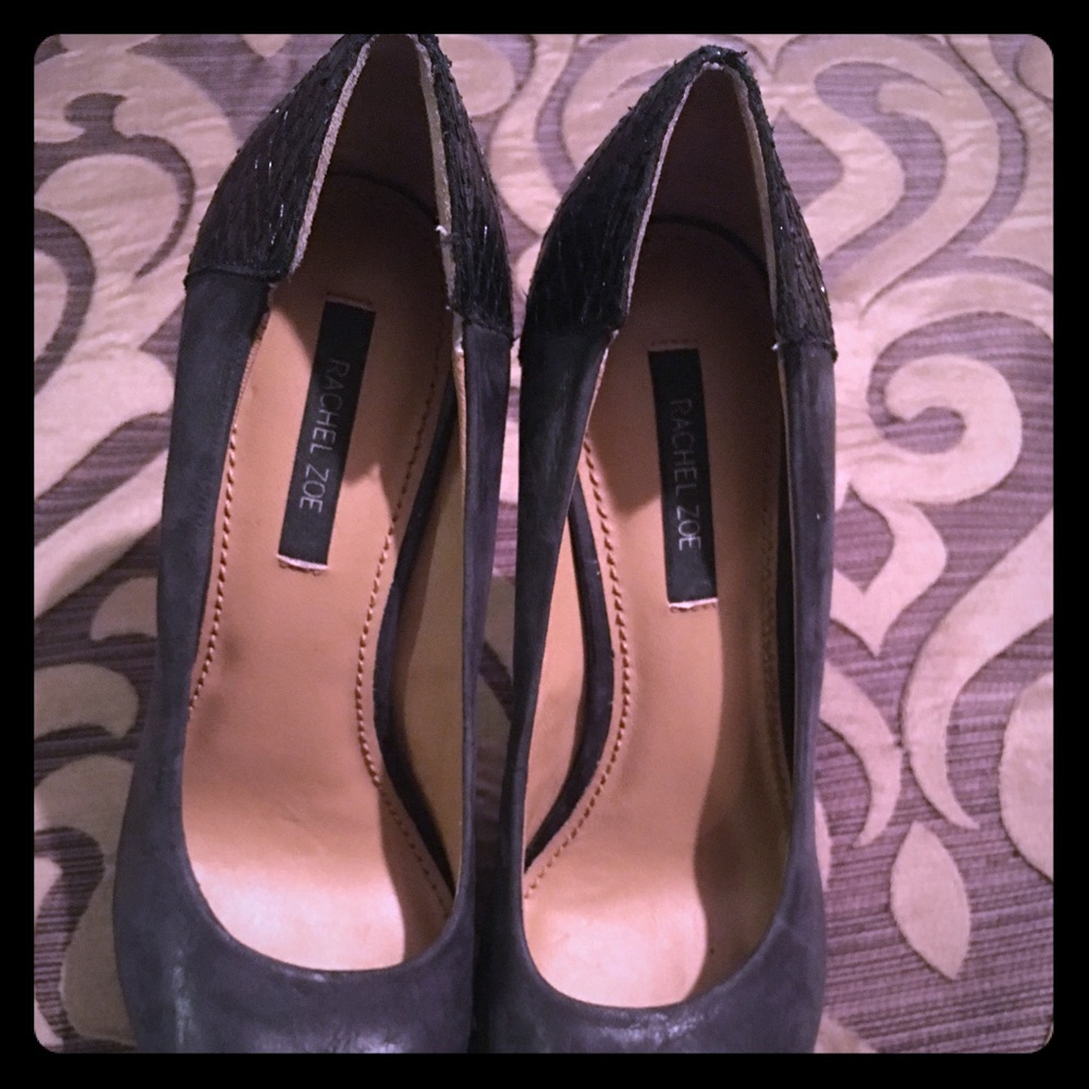 Rachel Zoe black pumps