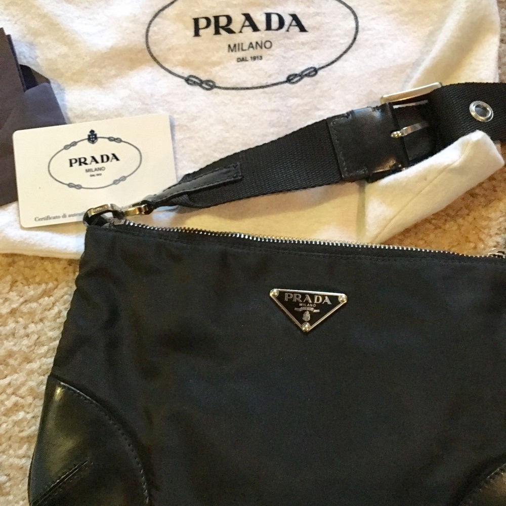 Prada women's purse, 💯 authentic