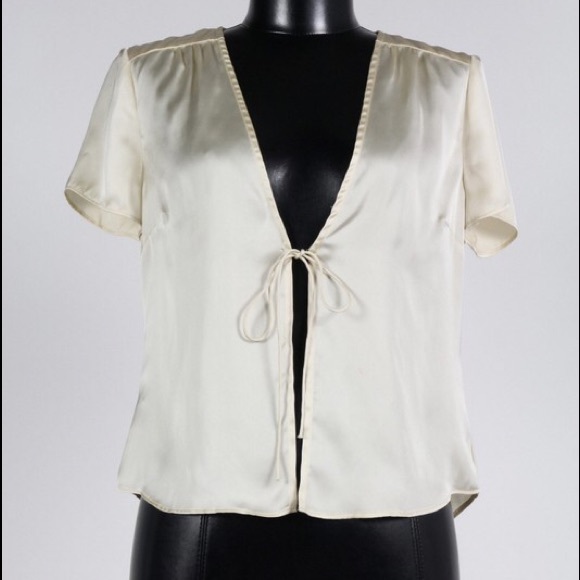 Satin short sleeve front tie closure blouse - Picture 2 of 3