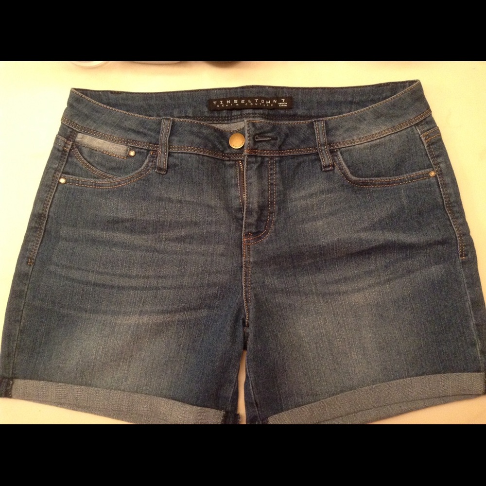 NWOT Blue jean shorts