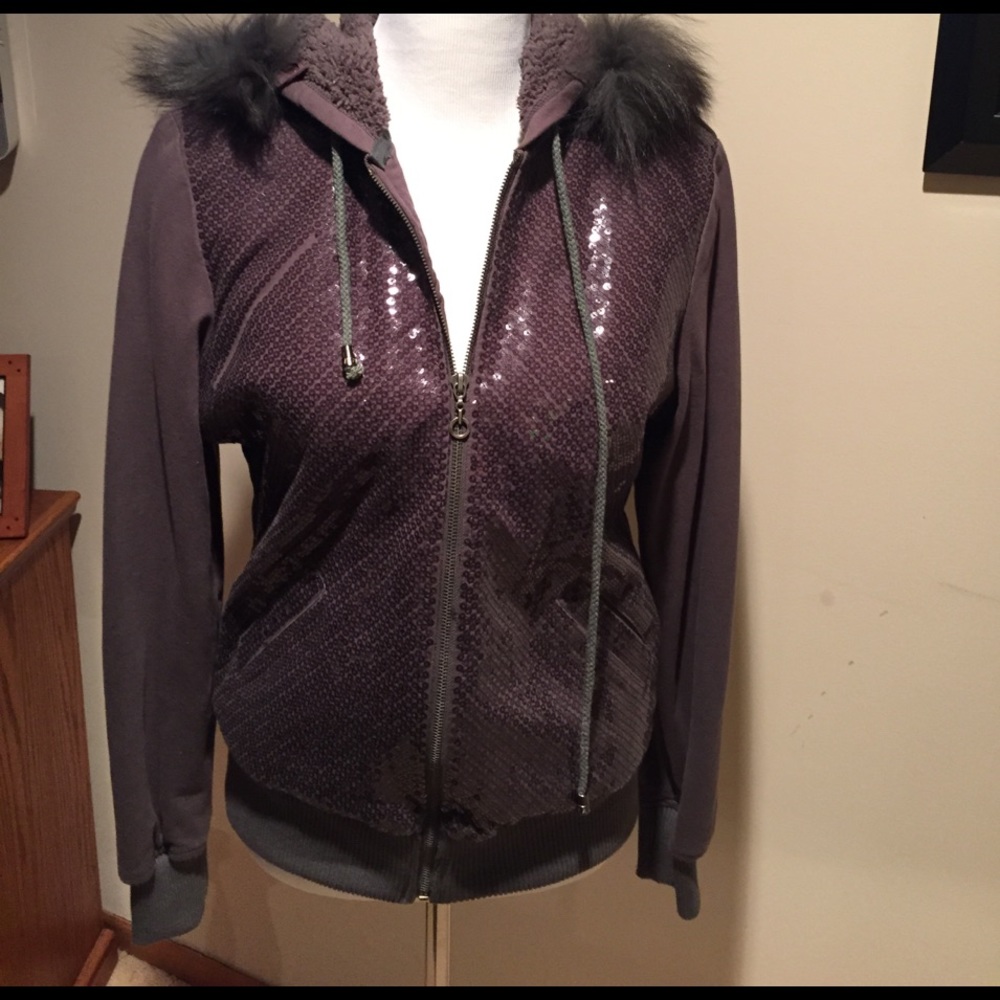 Mono Reno Sequined Plush Soft Hoodie