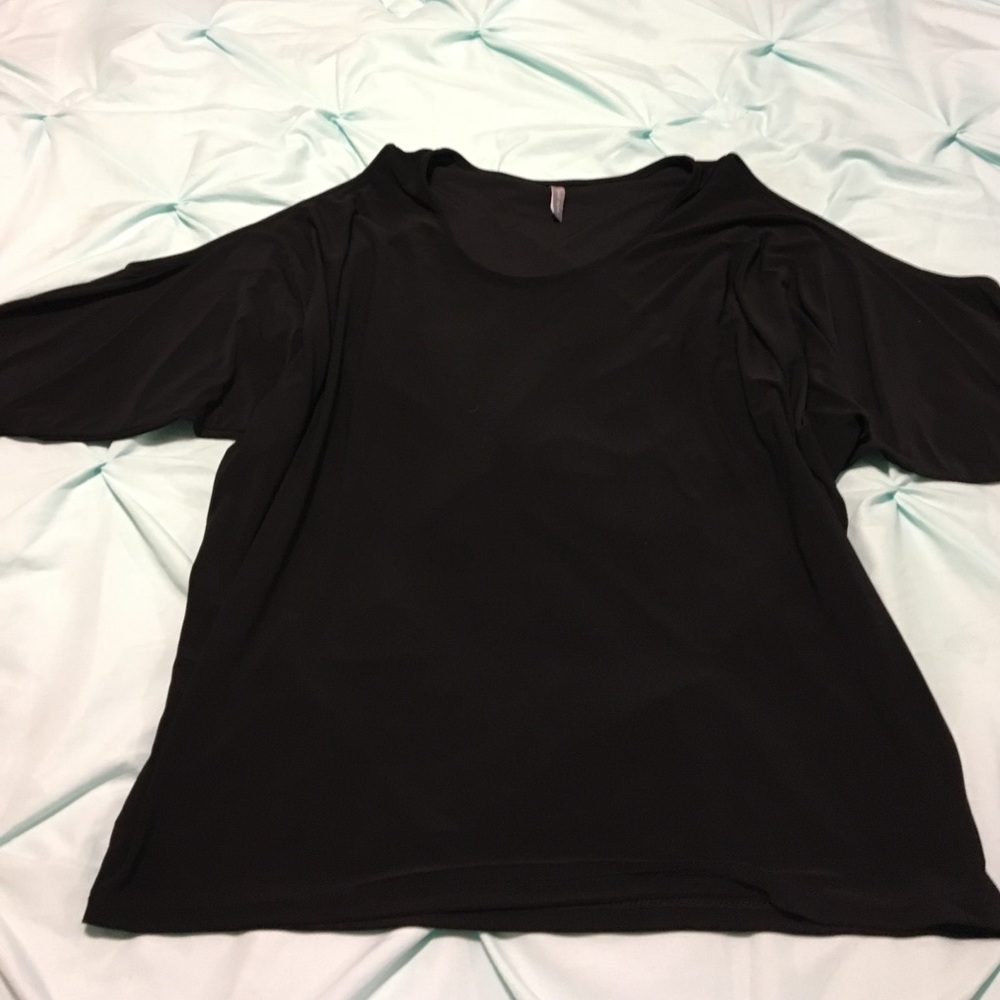 Black Batwing Cold Shoulder Shirt.