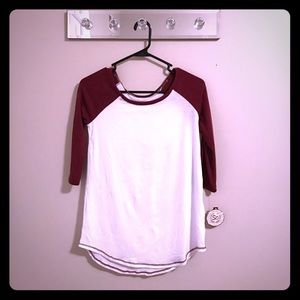 NWT SO maroon baseball tee