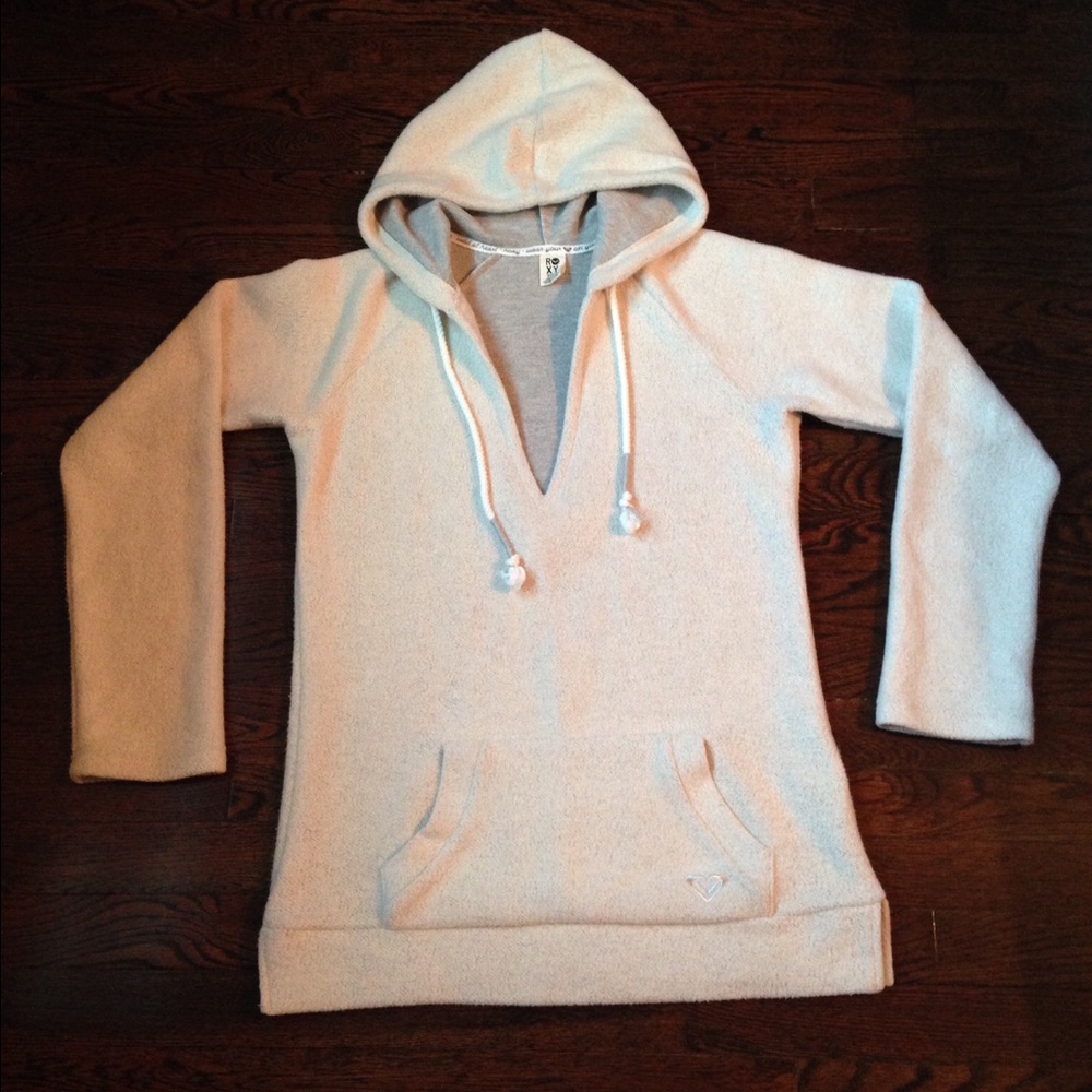 NWOT: ROXY V-neck Hoodie