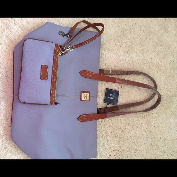 Perfect Pair Dooney and Bourke purse and wallet - Picture 2 of 4