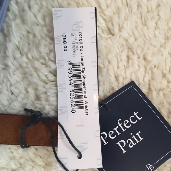 Perfect Pair Dooney and Bourke purse and wallet - Picture 3 of 4