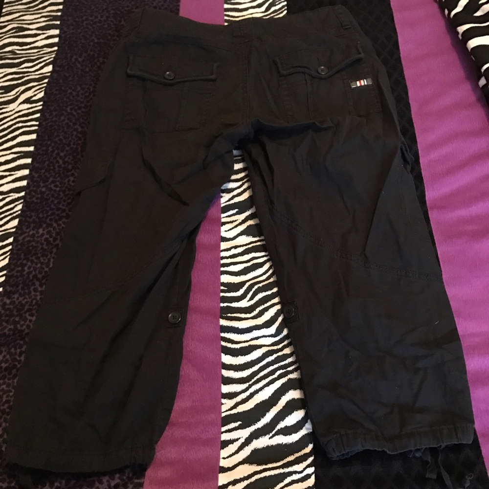 Black Cargo Capris