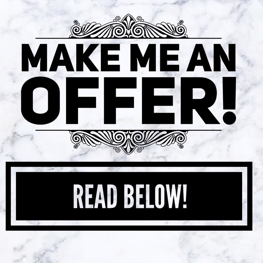 🍾MAKE ME AN OFFER🥂