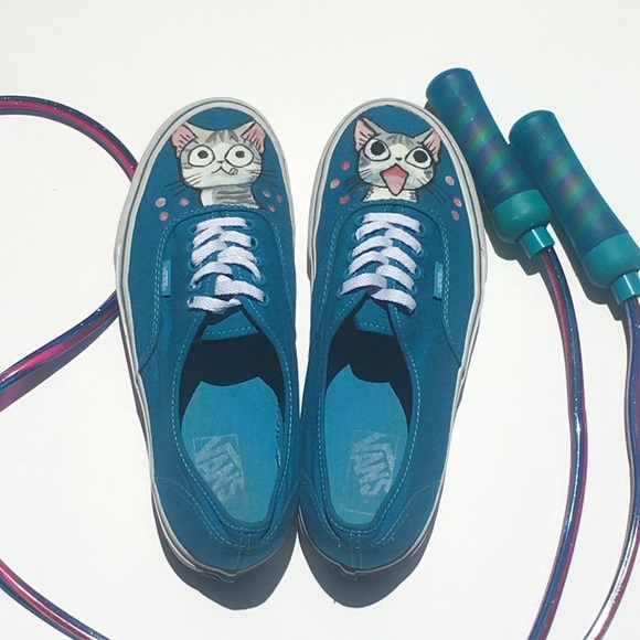 Vans Shoes - Like New Vans Canvas Sneakers