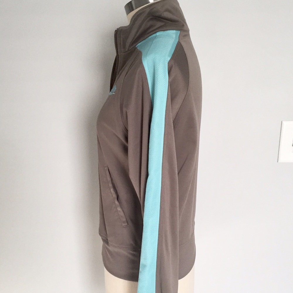 ❌SOLD❌ Gorgeous! Nike Running Jacket, Small - Picture 3 of 4