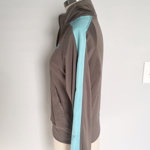 ❌SOLD❌ Gorgeous! Nike Running Jacket, Small - Picture 3 of 4