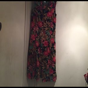 CUTE Maxi-Length Summer Dress NWOT