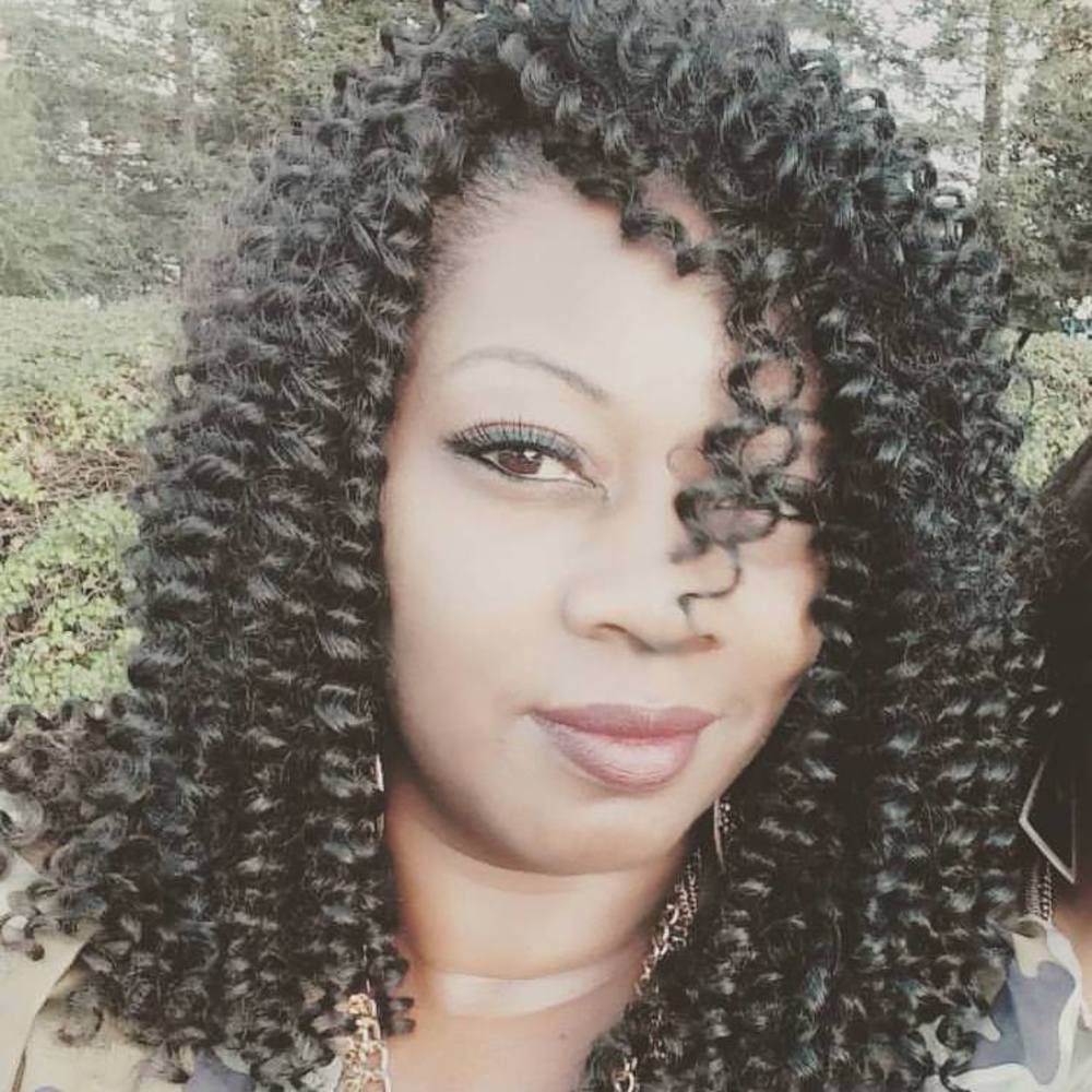 Meet your Posher, Renisha