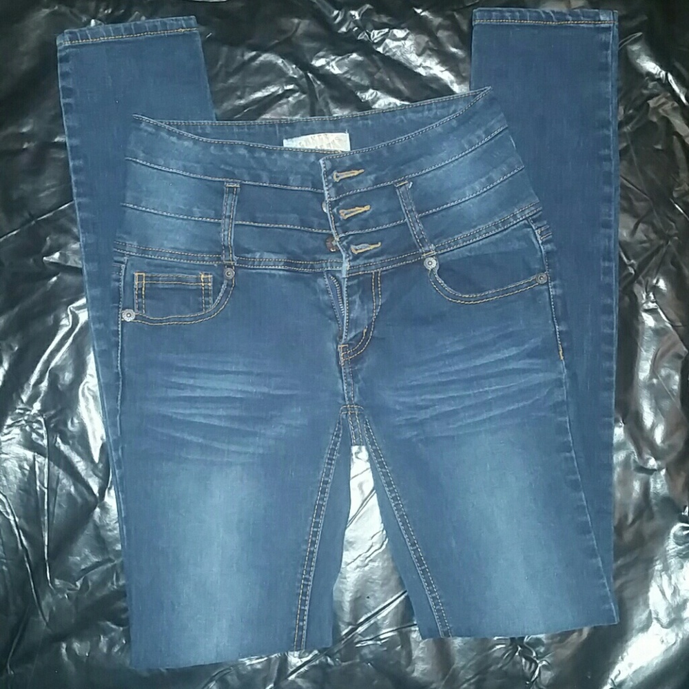 highrise jeans