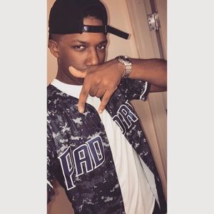 Meet your Posher, Daniel