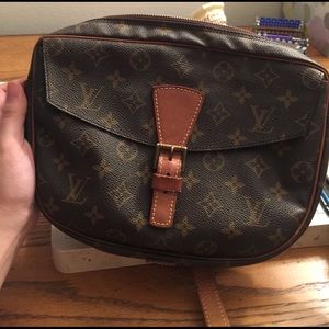 Louis Vuitton Jeune Fille