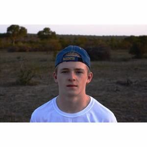 Meet your Posher, Dylan