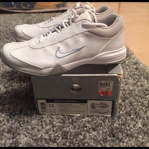 Women's Nike Golf Shoes Size 11