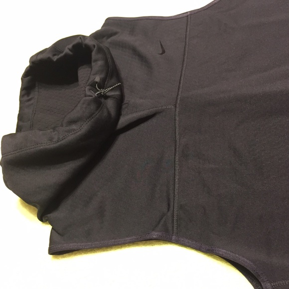 Women's Nike therma sphere vest - Picture 3 of 4