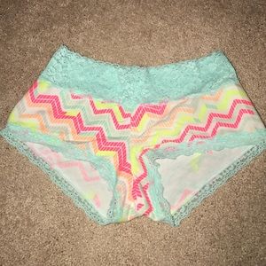 VS (Pink) Low Rise Boy Short Underwear